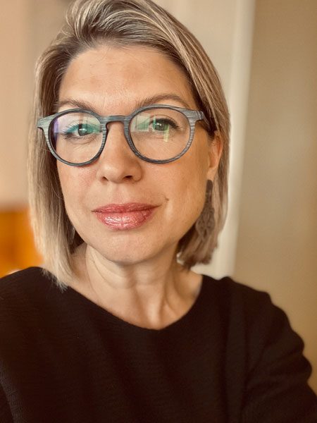 Portraits_Karin-Amcher